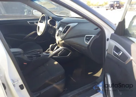 2016 Hyundai Veloster из США, поврежденный, VIN KMHTC6AD8GU280399